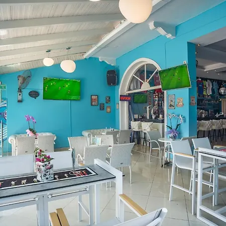 Marietta Boutique Apts דירה *