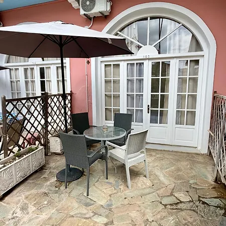 Marietta Boutique Apts דירה *