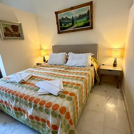 Marietta Boutique Apts דירה טסיליבי